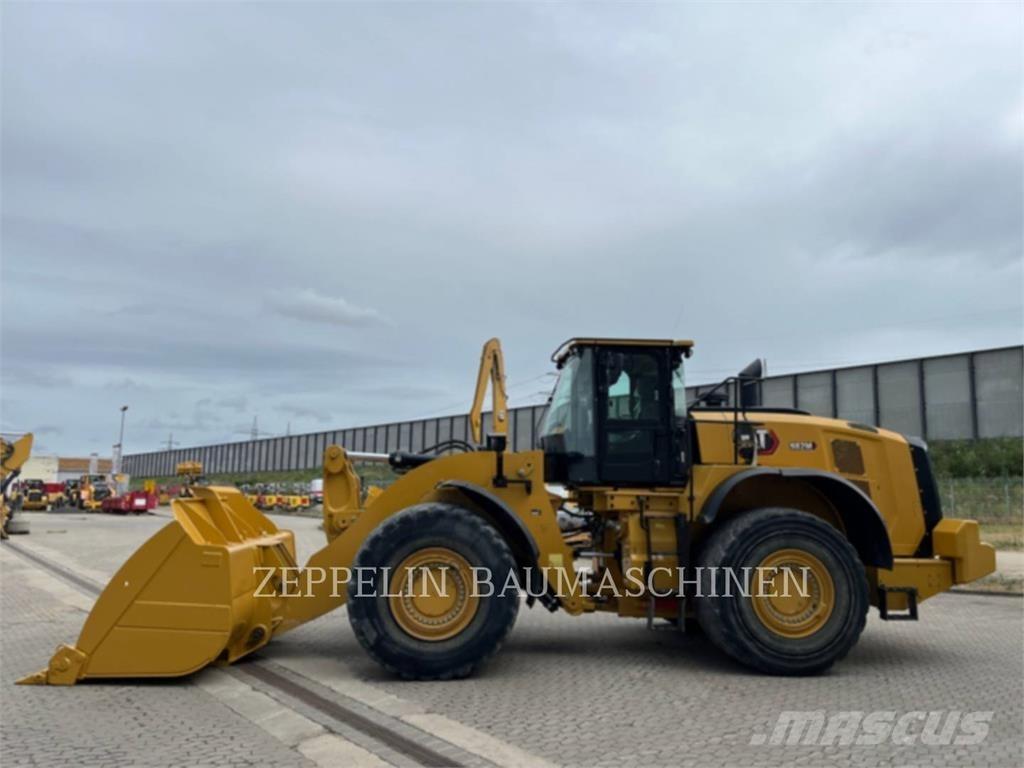 CAT 982M 轮式装载机