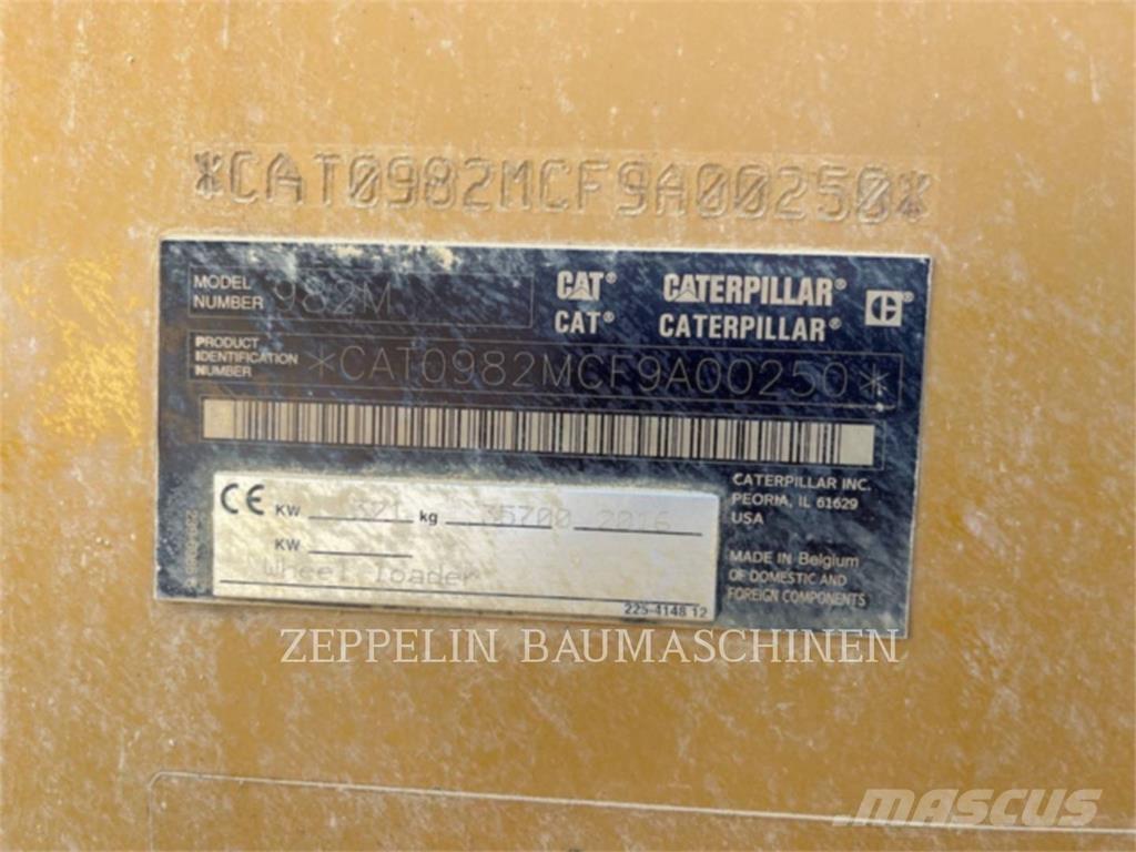 CAT 982M 轮式装载机