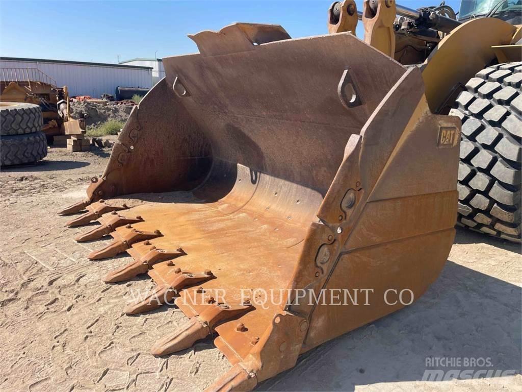 CAT 982M 轮式装载机