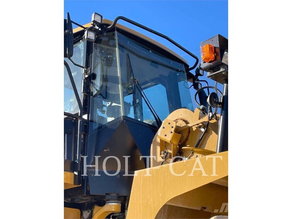 CAT 988K 轮式装载机