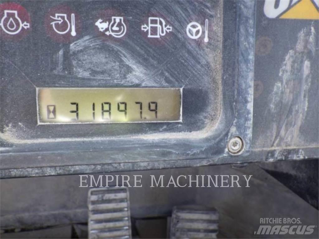 CAT 990H 轮式装载机