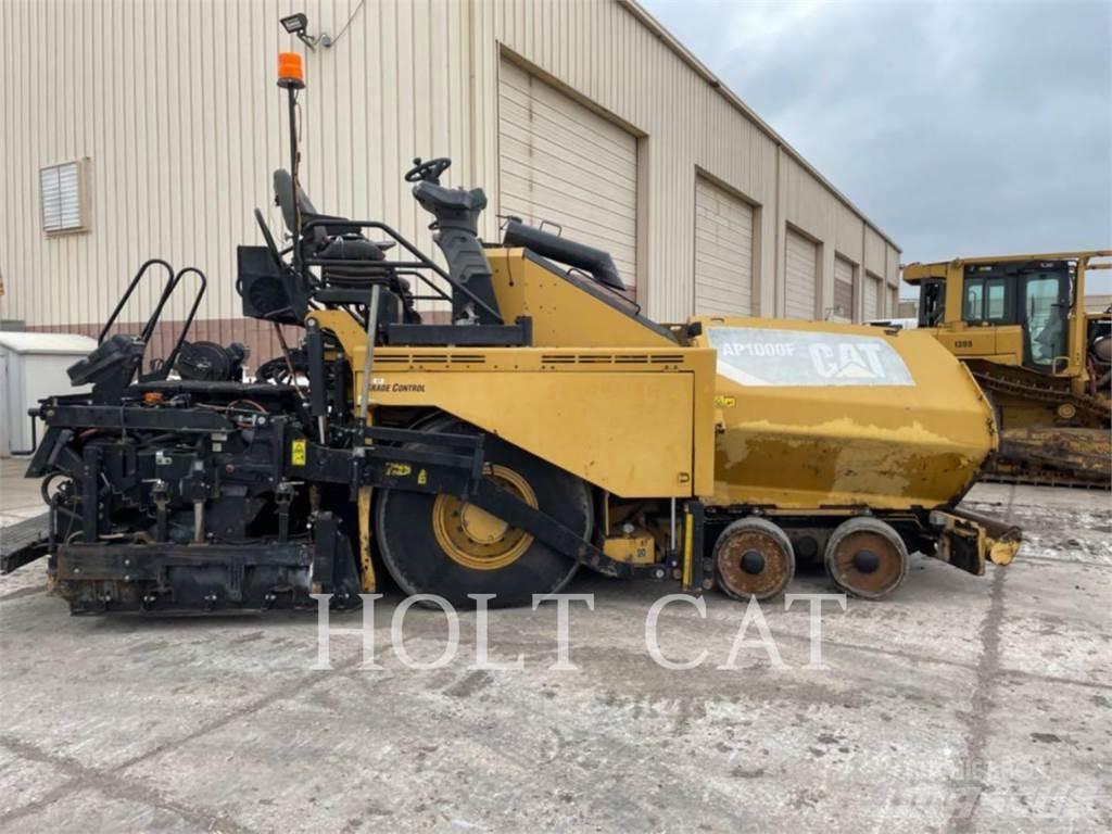 CAT AP1000F 单轮压路机