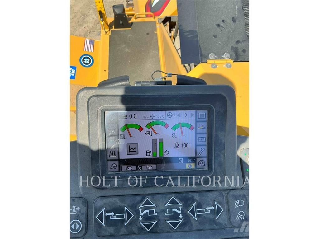 CAT AP1055 沥青摊铺机