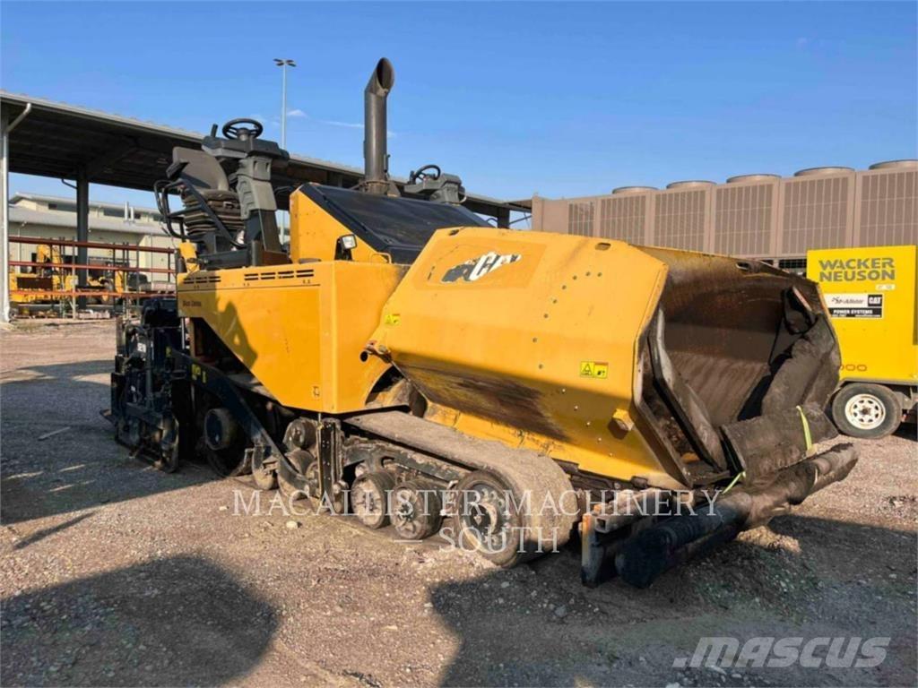 CAT AP1055F 沥青摊铺机
