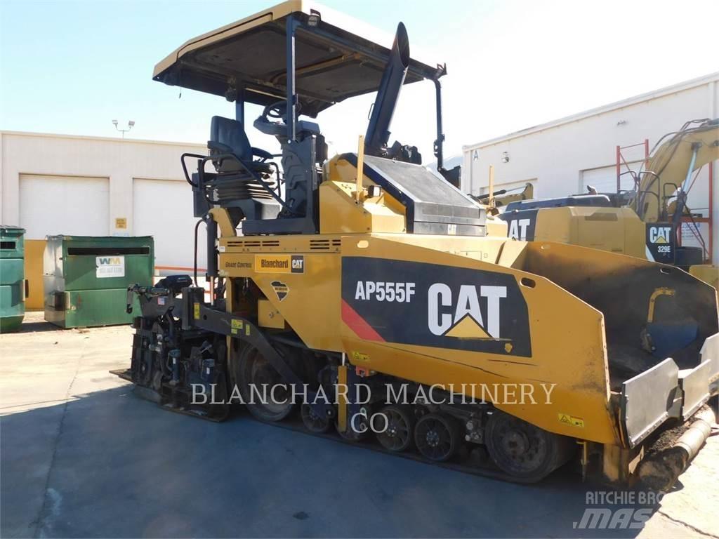 CAT AP555F 沥青摊铺机