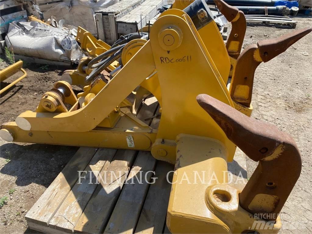 CAT ATTACHMENTS D6T 松土器