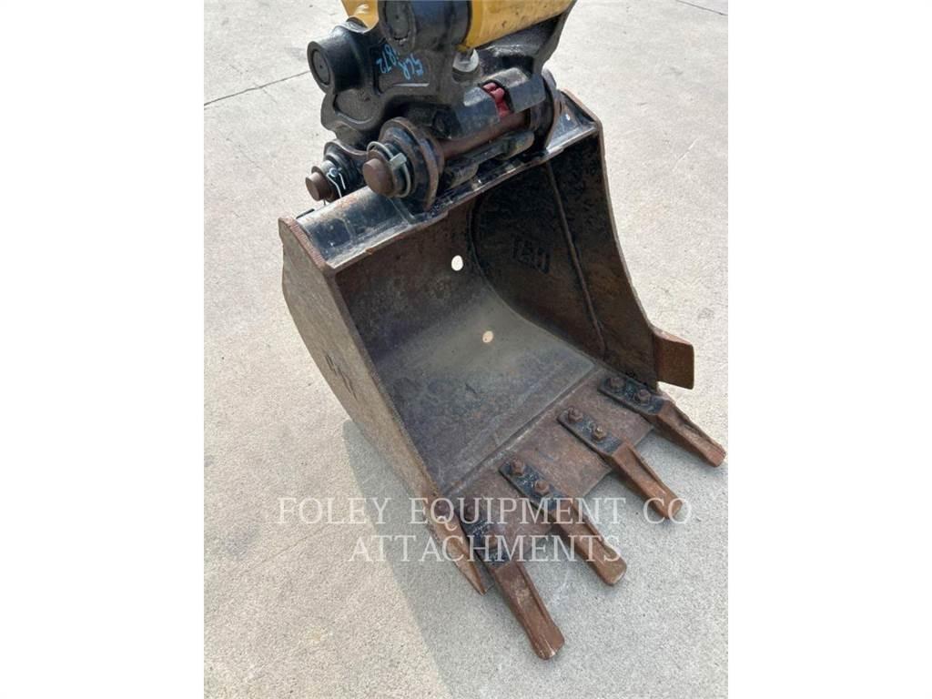 CAT BK302P20 履带挖掘机
