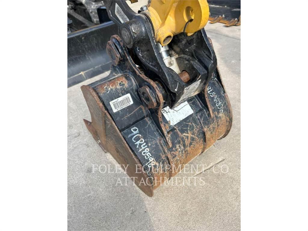CAT BK302P20 履带挖掘机