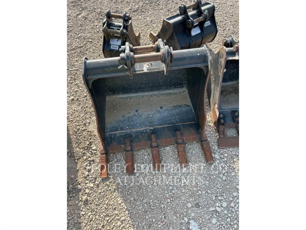CAT BK303P30 履带挖掘机