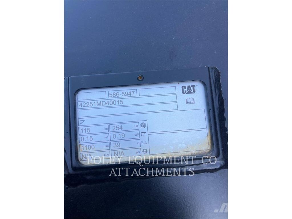 CAT BK304Q42GR 履带挖掘机