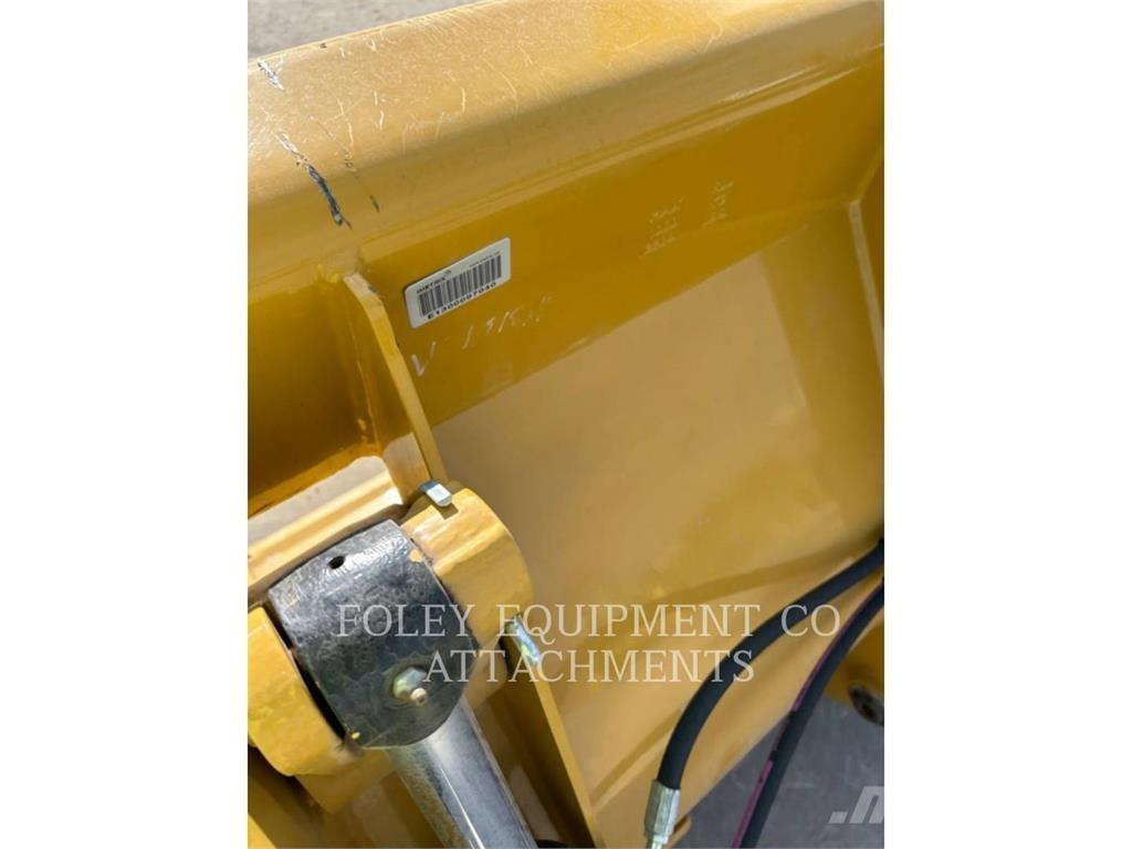 CAT BK420P14MP 反铲装载机