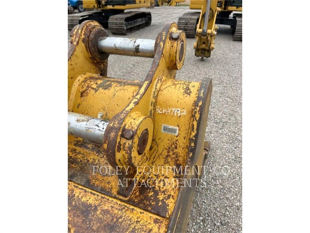 CAT BKHEXPB36 履带挖掘机