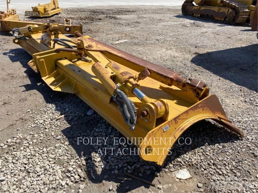 CAT BLD7EA 履带式推土机