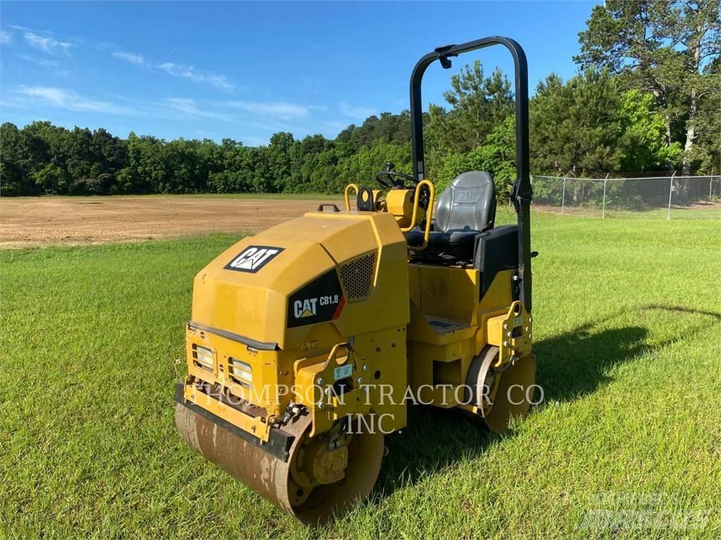 CAT CB 1.8 双轮压路机