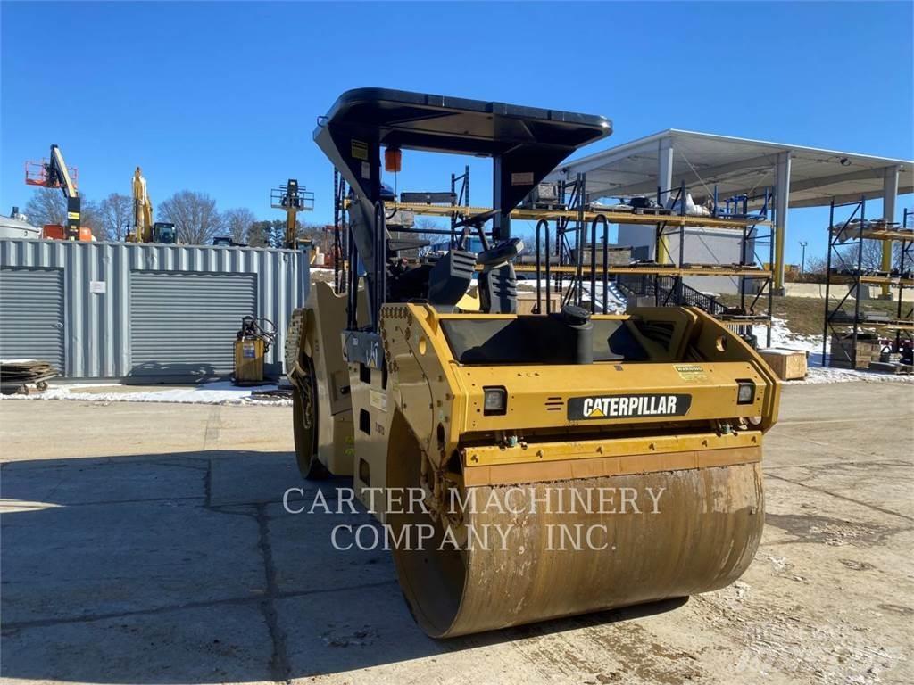 CAT CB 54 双轮压路机