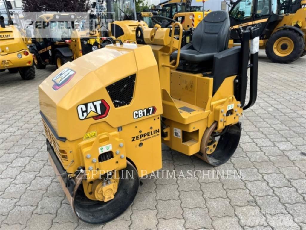 CAT CB1.7 土壤压实机