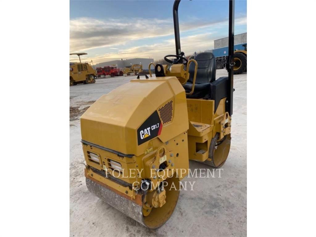 CAT CB1.7-03 土壤压实机