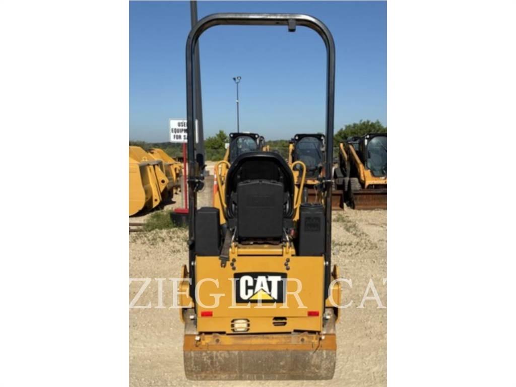 CAT CB1.8 土壤压实机