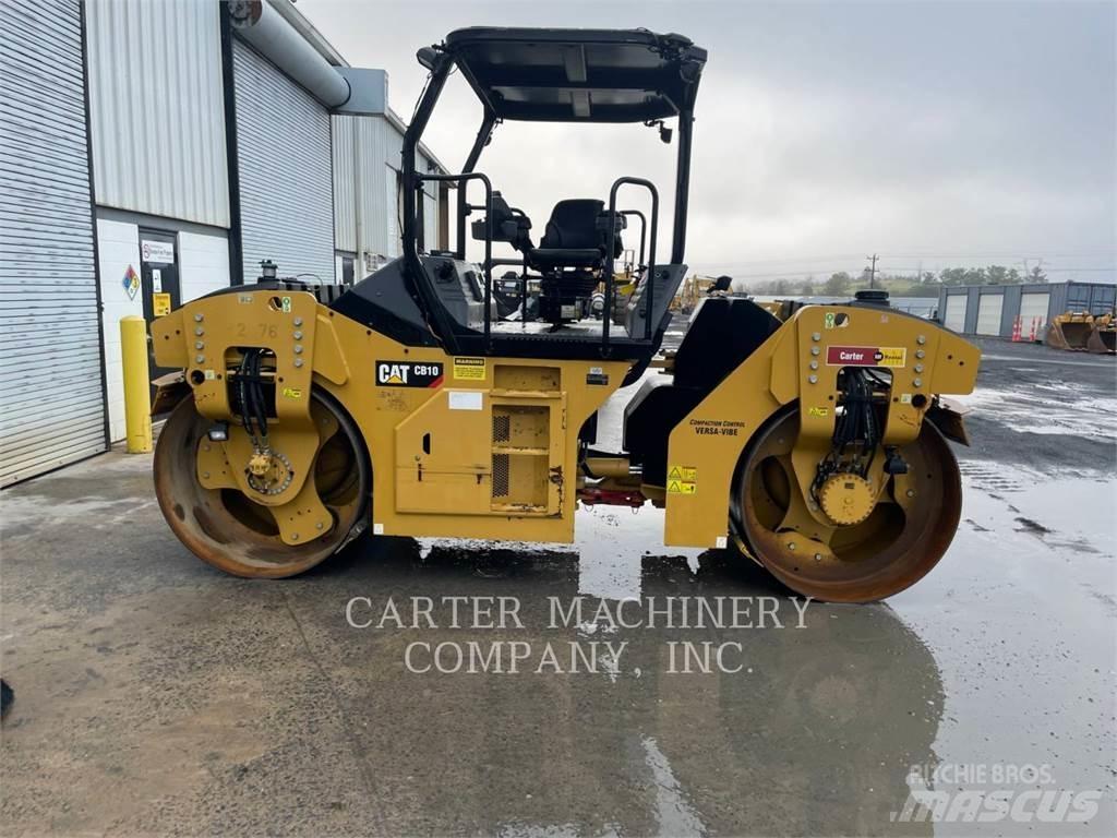 CAT CB10 土壤压实机