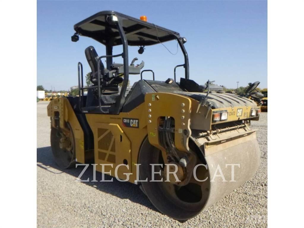 CAT CB10 土壤压实机