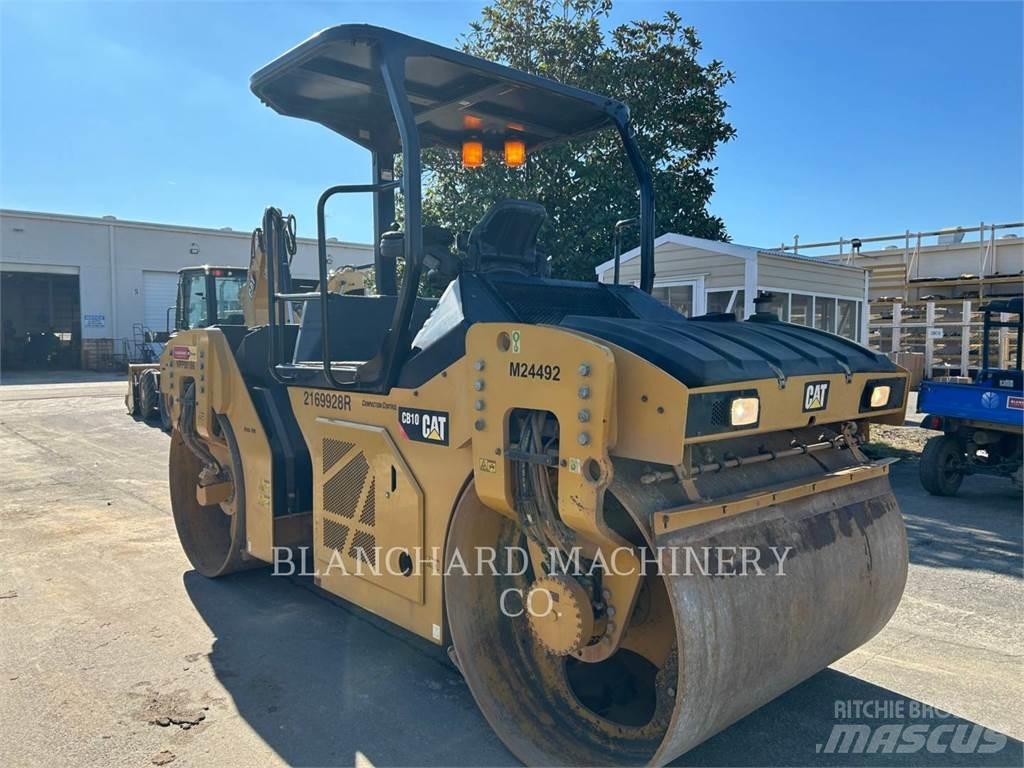 CAT CB10 双轮压路机