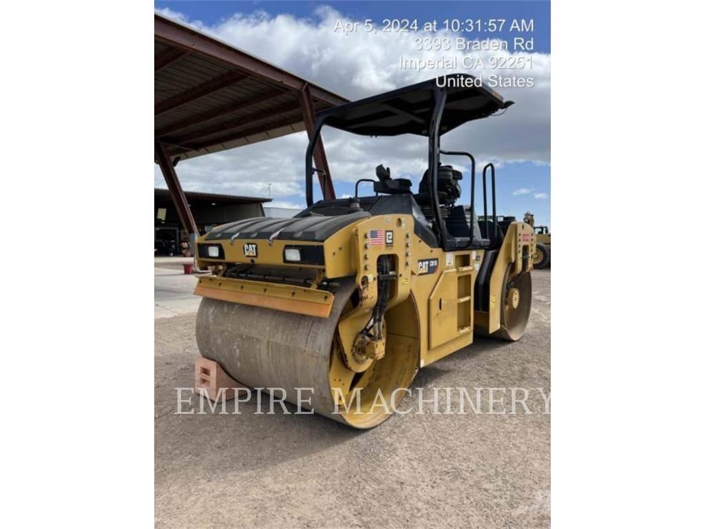 CAT CB10 双轮压路机