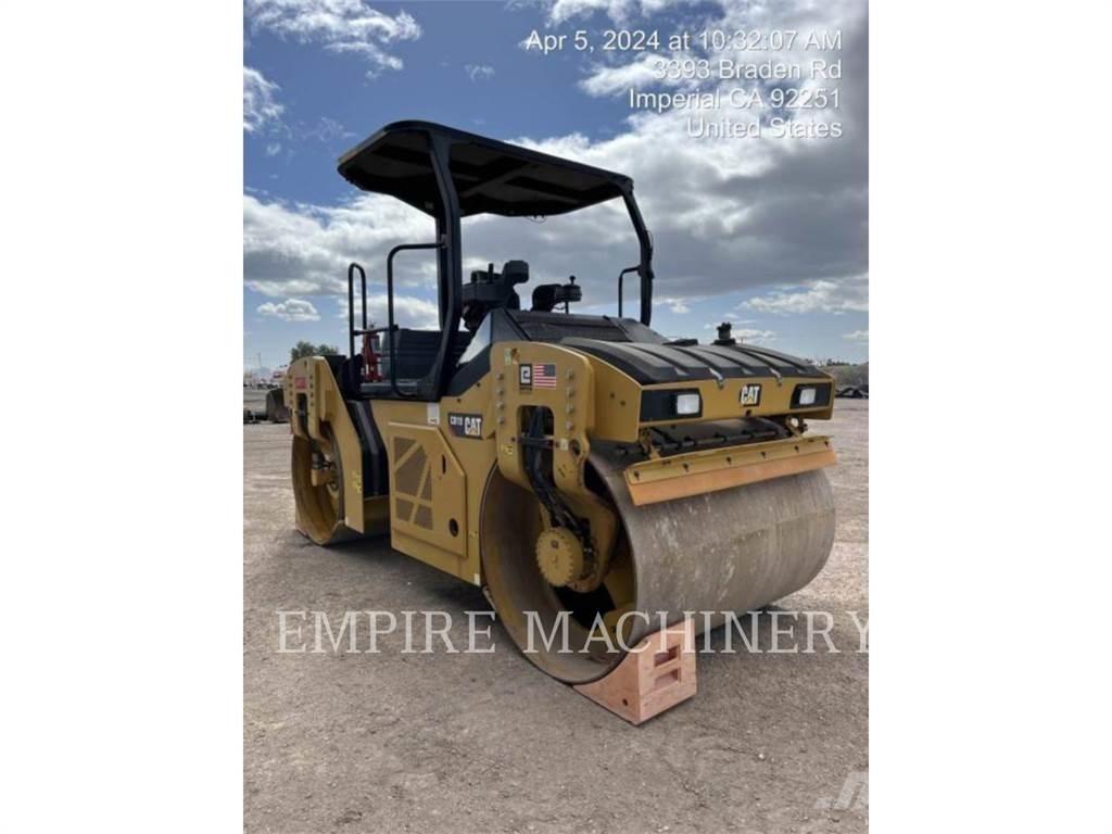 CAT CB10 双轮压路机