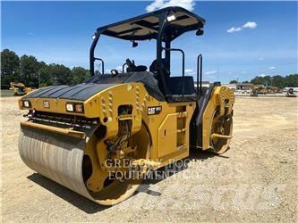 CAT CB13 双轮压路机