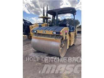 CAT CB13 双轮压路机