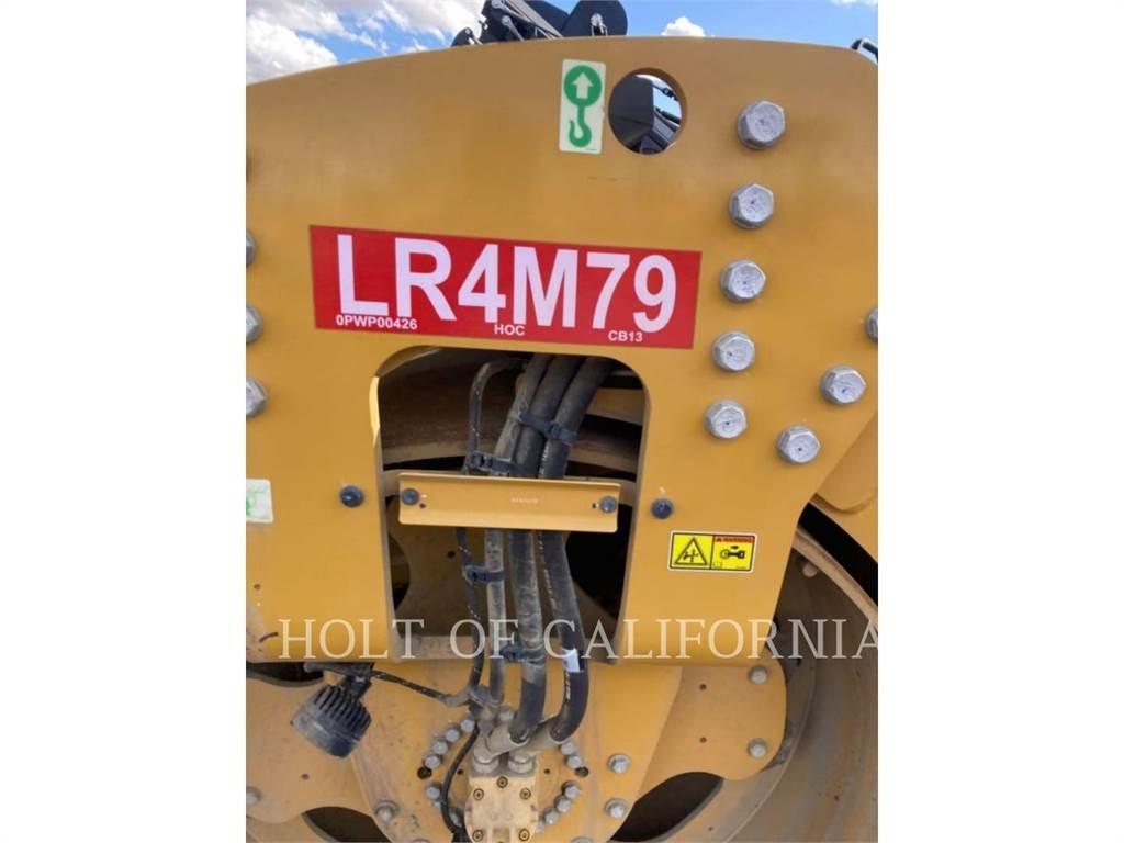 CAT CB13 双轮压路机