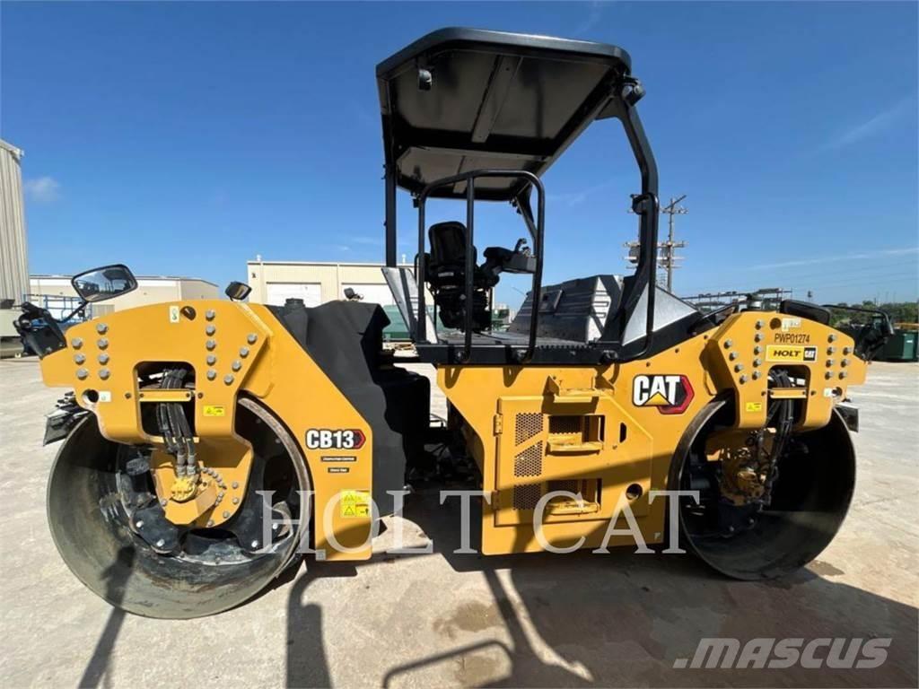 CAT CB13 单轮压路机