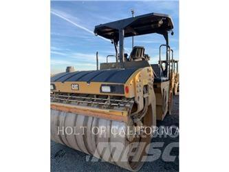 CAT CB13 双轮压路机