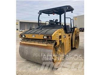 CAT CB13-01 土壤压实机
