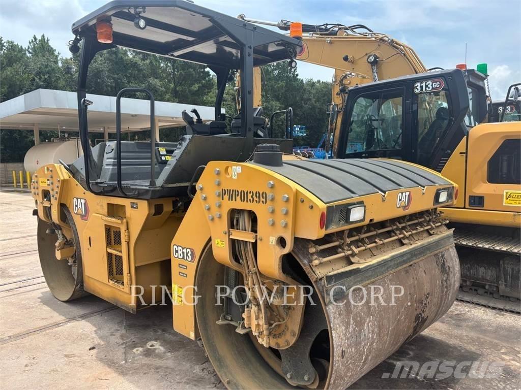 CAT CB13 OSC 双轮压路机
