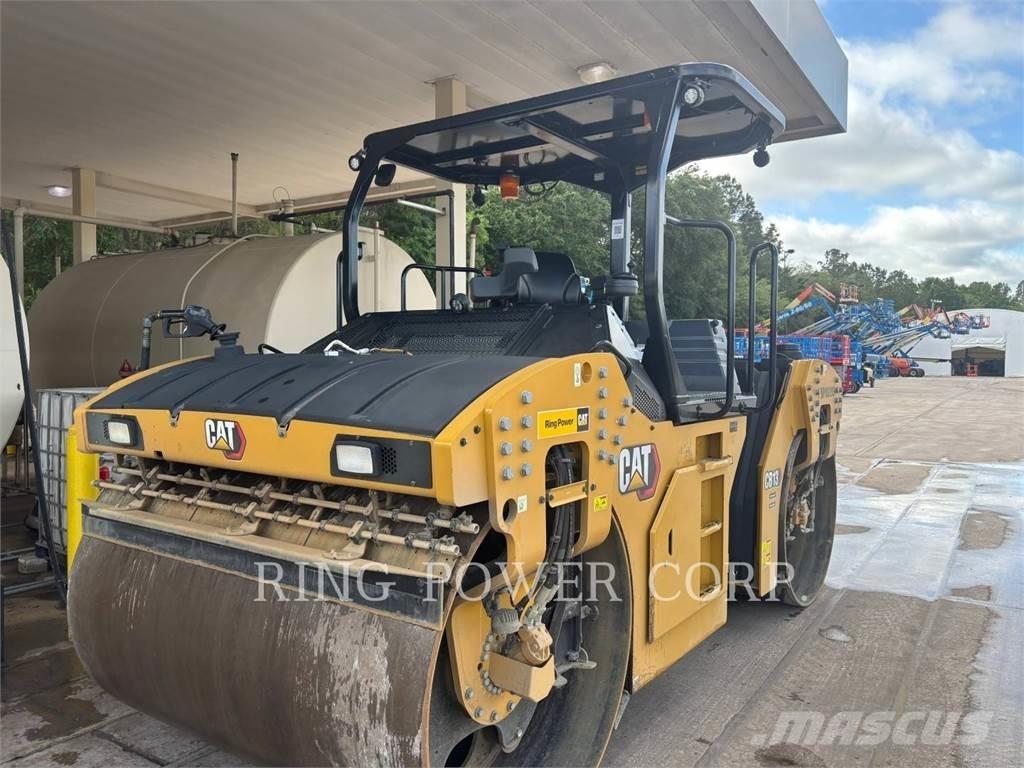 CAT CB13 OSC 双轮压路机