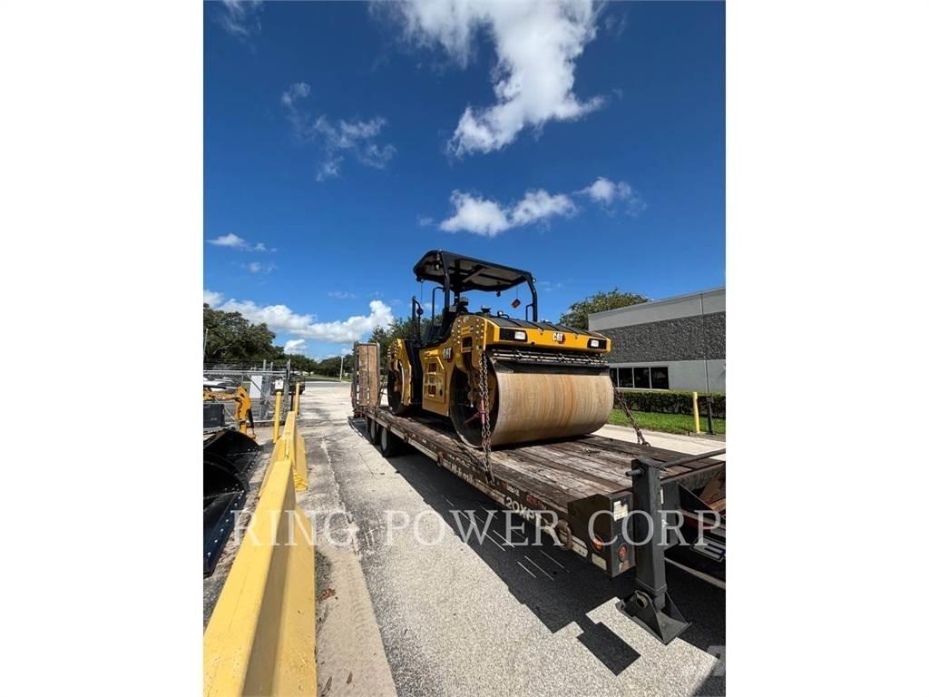 CAT CB13 OSC 双轮压路机