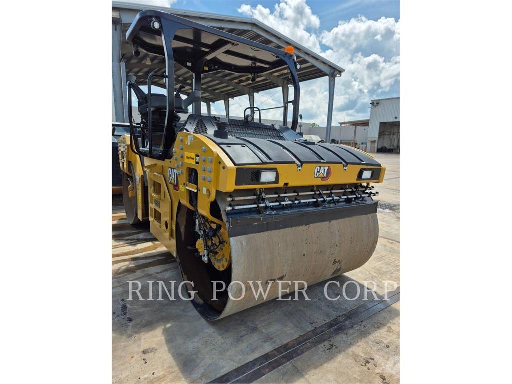 CAT CB13 OSC 双轮压路机