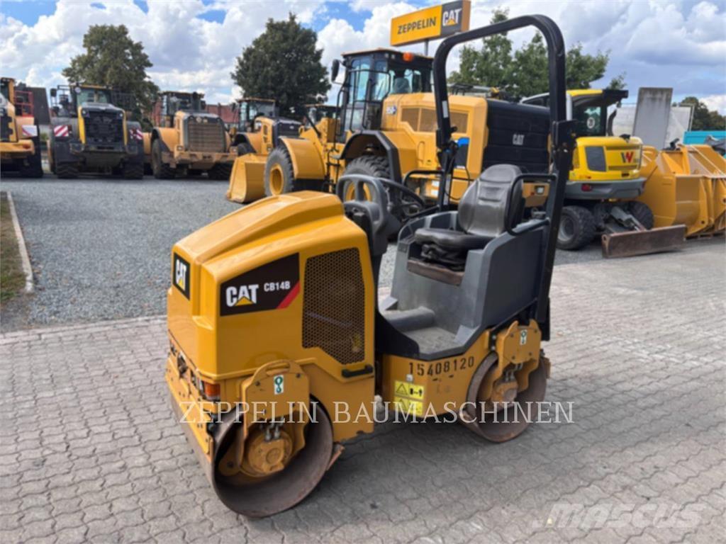 CAT CB14B 土壤压实机