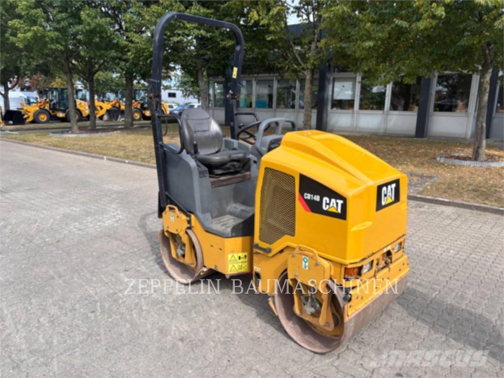 CAT CB14B 土壤压实机