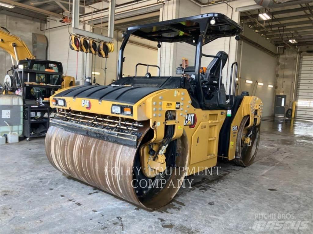 CAT CB15 土壤压实机