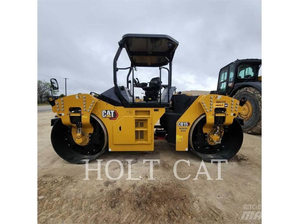 CAT CB15 轮式装载机