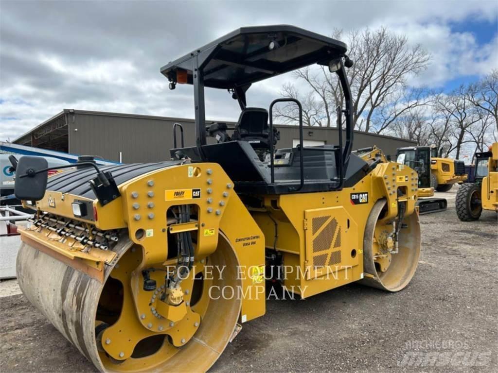 CAT CB15-01 土壤压实机