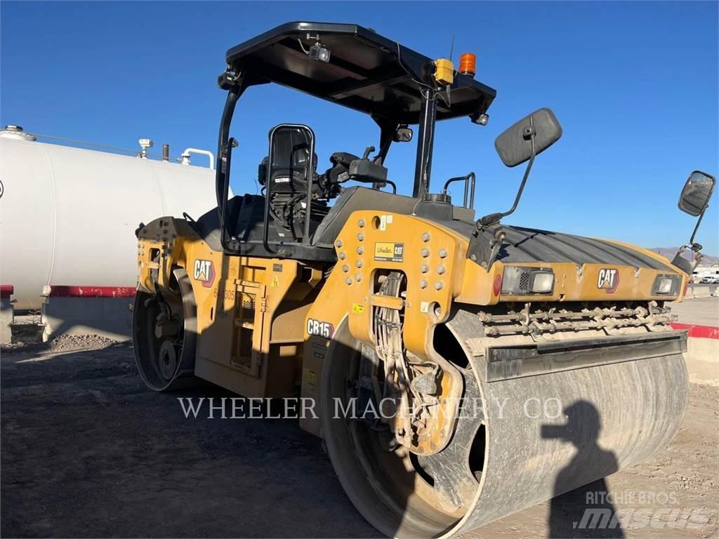 CAT CB15 CW VV 双轮压路机