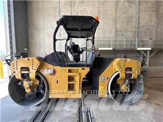 CAT CB15 CW VV 双轮压路机