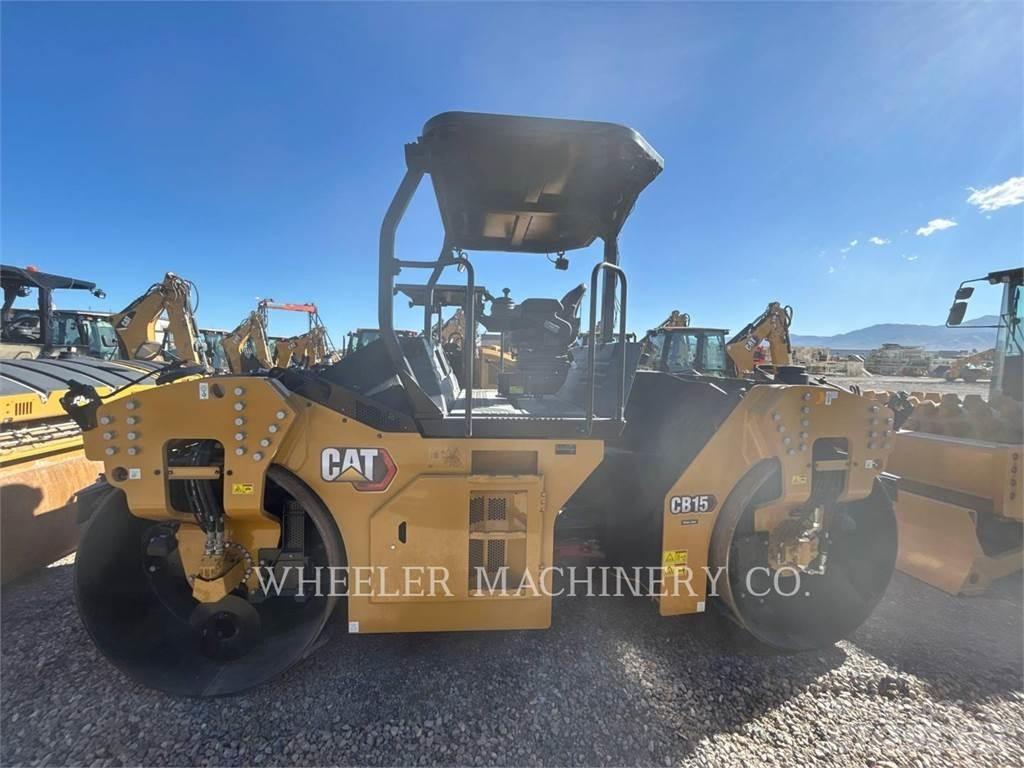 CAT CB15 CW VV 双轮压路机