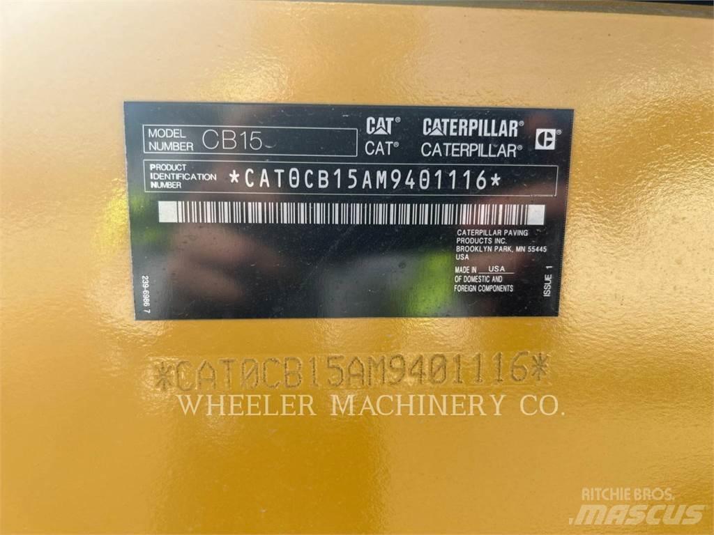 CAT CB15 CW VV 双轮压路机