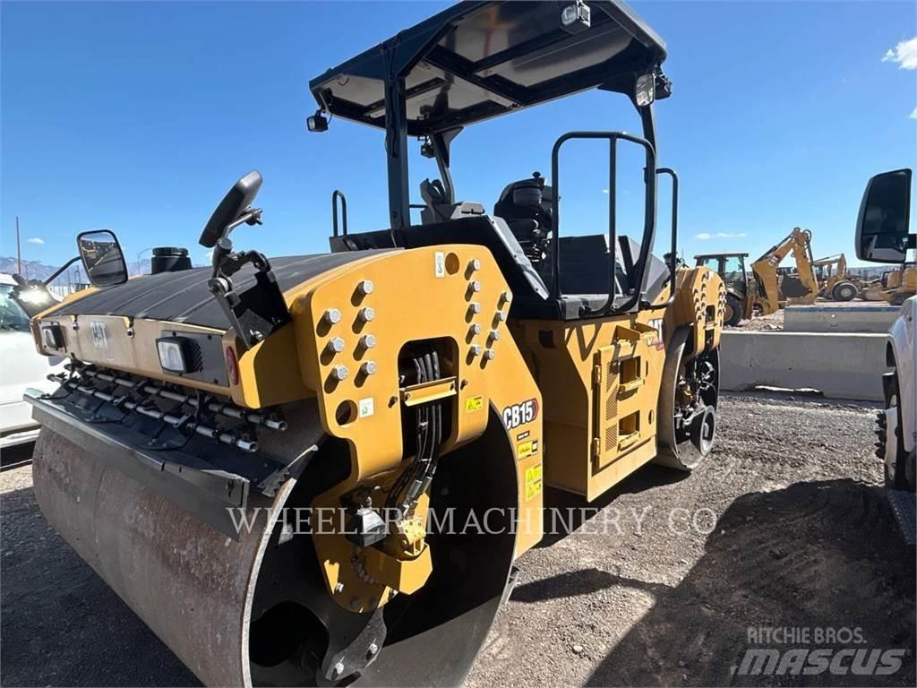 CAT CB15 CW VV 双轮压路机
