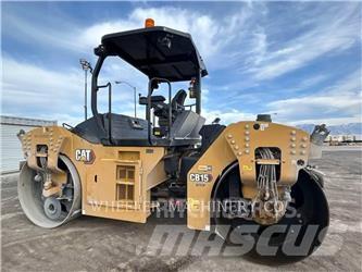CAT CB15 CW VV 双轮压路机