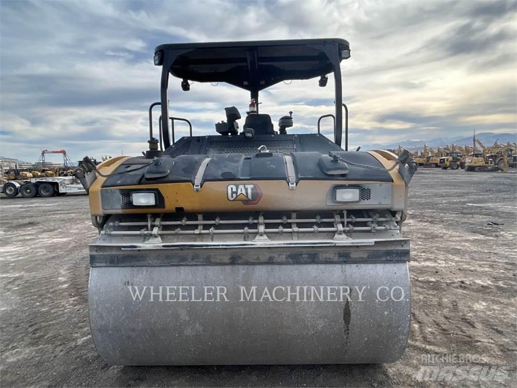 CAT CB15 CW VV 双轮压路机