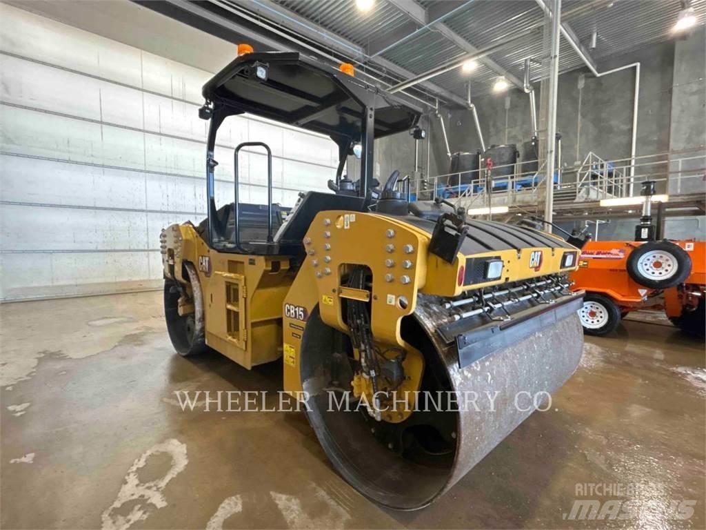 CAT CB15 CW VV 双轮压路机